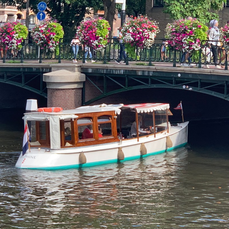 private boat cruise amsterdam for dinner cruises