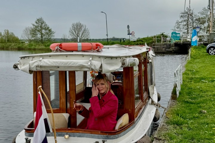 a small boat in a body of water
